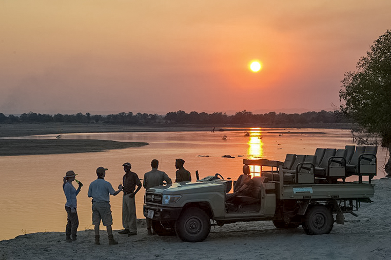 All Copyrights by www.Benny-Rebel.com
Fotoreise durch Sambia mit Benny Rebel